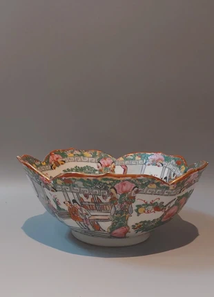 Saladier Porcelaine chinois, marque: Chine, état: Bon état, 95,00 €, 100,45 € Protection acheteurs incluse