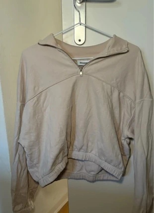 Beiger Pullover von Weekday, marke: Weekday, zustand: Sehr gut, größe: S / 36 / 8, 2,50 €, 2,83 € inklusive Vinted-Käuferschutz