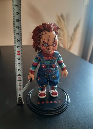 Figurine Chucky sur socle avec son accessoire, marke: Bendyfigs, zustand: Sehr gut, größe: Einheitsgröße, 32,00 €, 34,30 € inklusive Vinted-Käuferschutz