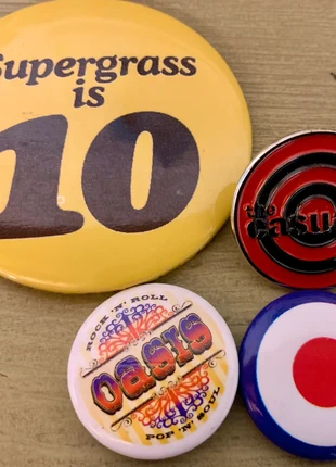 Pin Badges. Original Oasis, Supergrass and Casuals. Brit Pop. Mod., marque: Original, état: Très bon état, 5,00 €, 5,95 € Protection acheteurs incluse