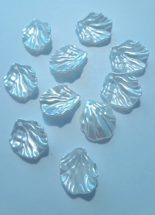 Lot de 10 breloques pétale blanc nacrées de 18 mm, merk: Fashion Jewelry, staat: Heel goed, € 1,49, € 2,26 inclusief Kopersbescherming