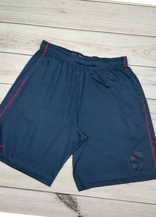 Short sport Nike L, marke: Nike, zustand: Sehr gut, größe: L, 8,90 €, 10,05 € beinhaltet Vinted-Käuferschutz Pro