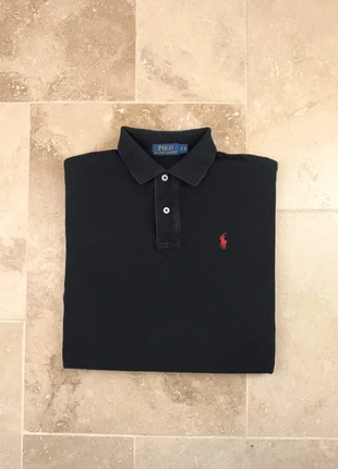 Polo Ralph Lauren - Homme S coupe droite - Noir logo rouge - Coton piqué, marke: Ralph Lauren, zustand: Sehr gut, größe: S, 30,00 €, 32,20 € beinhaltet Vinted-Käuferschutz Pro