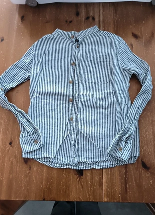 Chemise garçon 12 ans rayée gris/blanc – manches réglables & style assuré (28), marke: Kiabi, zustand: Sehr gut, größe: 12 Jahre / 152, 3,00 €, 3,85 € inklusive Vinted-Käuferschutz