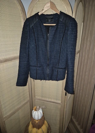 Veste🍁🧥, marque: GUESS, état: Très bon état, taille: S / 36 / 8, 10,00 €, 11,20 € Protection acheteurs incluse