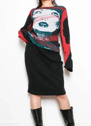 Black soft knitted skirt | Jupe en maille, marque: Vintage, état: Très bon état, taille: XS / 34 / 6, 9,00 €, 10,15 € Protection acheteurs (Pro) incluse