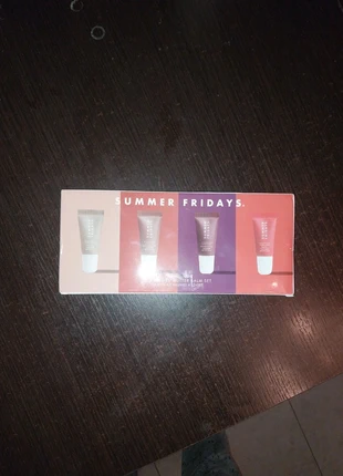 Sommer fridays the mini lip butter balm set, marque: Summer Fridays, état: Neuf avec étiquette, 20,00 €, 21,70 € Protection acheteurs incluse