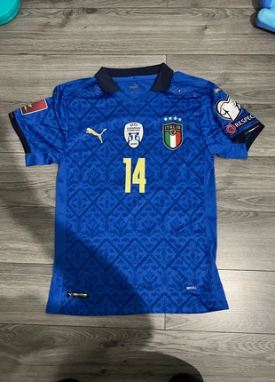Maillot Italie Chiesa, marke: Puma, zustand: Neu, größe: M, 37,00 €, 39,55 € inklusive Vinted-Käuferschutz