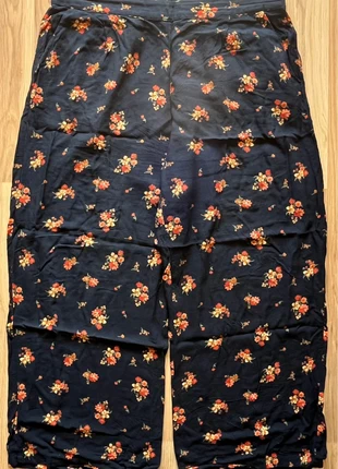 Élégant pantalon léger Wardrobe NYC, brand: Wardrobe.NYC, condition: New without tags, size: 4XL / 48 / 20, €4.00, €4.90 includes Buyer Protection