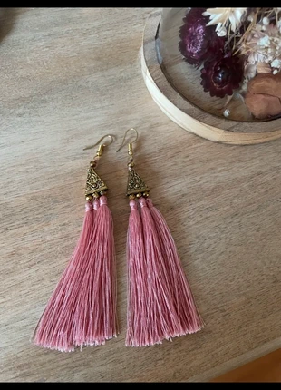 Boucles d’oreilles pendantes pompons roses, zustand: Neu, 1,00 €, 1,75 € inklusive Vinted-Käuferschutz