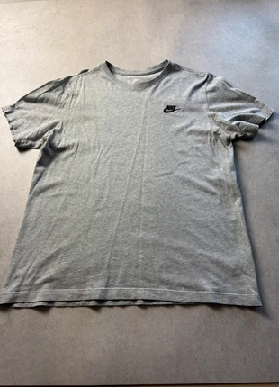 T shirt crewneck Nike gris – Taille M (Unisexe), marca: Nike, estado: Muy bueno, tamaño: M, 15,00 €, 16,45 € Protección al comprador incluida