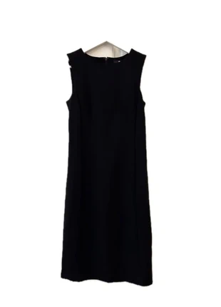 "LBD" Little Black Dress from Uniqlo, marque: Uniqlo, état: Très bon état, taille: XXS / 32 / 4, 5,00 €, 5,95 € Protection acheteurs incluse