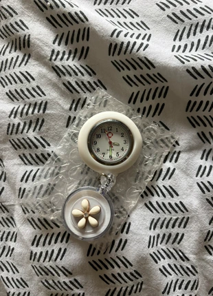 Montre médicale, zustand: Gut, größe: Einheitsgröße, 5,00 €, 5,95 € inklusive Vinted-Käuferschutz