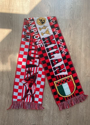 Écharpe Milan AC, brand: AC Milan, condition: Very good, €15.00, €16.45 includes Buyer Protection