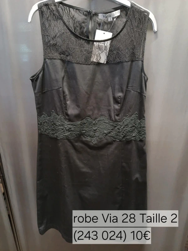 243024 robe noire femme taille 2 via28