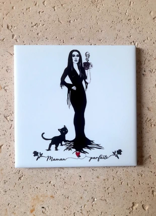 fête des mères Morticia Addams Maman Parfaite, brand: Fait Main, condizioni: Ottime, €11.00, €12.25 include la Protezione acquisti