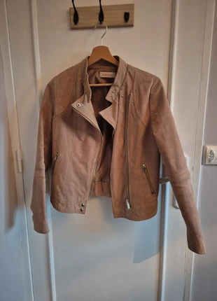 Perfecto en croûte de cuir 38, merk: Camaïeu, staat: Heel goed, maat: M / 38 / 10, € 5,00, € 5,95 inclusief Kopersbescherming