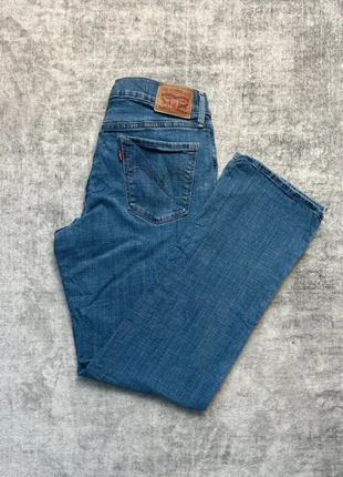 Jeans Levi’s bleu coupe droite / straight W29 – Femme 38 M, marca: Levi's, estado: Muito bom, tamanho: M / 38 / 10, €15.00, €16.45 inclui Proteção do Comprador Pro