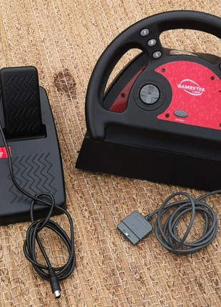 Volant vintage de pilotage pour PlayStation 1 et 2, brand: Gamester, condition: Good, €20.00, €21.70 includes Buyer Protection