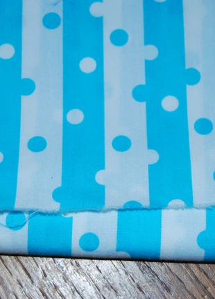 Tissu turquoise et blanc, staat: Nieuw zonder prijskaartje, € 3,00, € 3,85 inclusief Kopersbescherming