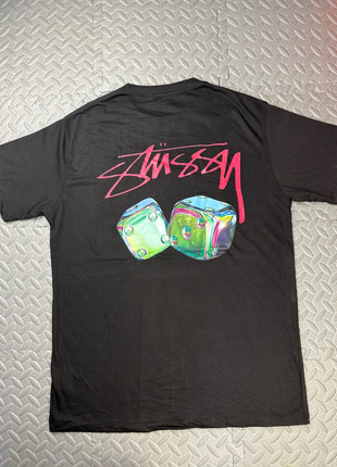 Tee-shirts Stüssy dés holographique rose taille XL, marque: Stüssy, état: Très bon état, taille: XL, 21,99 €, 23,79 € Protection acheteurs (Pro) incluse