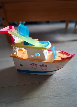 Bateau Petshop, brand: Hasbro, condition: Good, size: One size, €10.50, €11.73 includes Buyer Protection