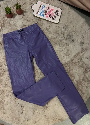 Pantalon droit similicuir Zara, marke: Zara, zustand: Sehr gut, größe: M / 38 / 10, 8,00 €, 9,10 € beinhaltet Vinted-Käuferschutz Pro
