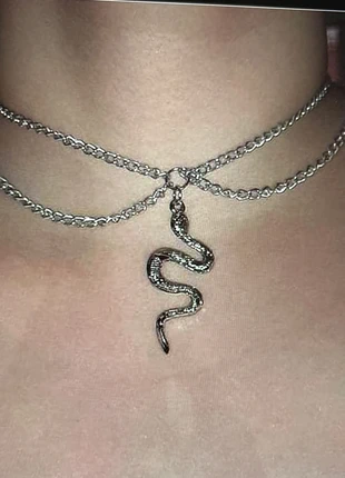 Girocollo serpente gotico argento, marca: Shein, estado: Nuevo con etiquetas, 5,90 €, 6,90 € Protección al comprador incluida