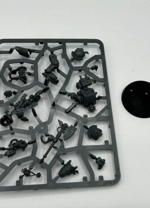 Warhammer 40K Primaris Librarian in Terminator Armour Space Marine on sprue, brand: Games Workshop, condizioni: Ottime, €19.00, €20.65 include la Protezione acquisti