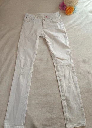 Jeans blanc Teddy Smith T38, marke: Teddy Smith, zustand: Sehr gut, größe: M / 38 / 10, 5,00 €, 5,95 € inklusive Vinted-Käuferschutz