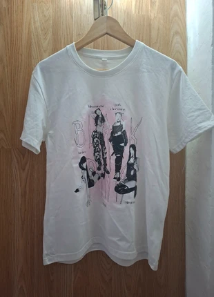 Camiseta de Blackpink, marca: Aliexpress, estado: Muy bueno, tamaño: S, 6,00 €, 7,00 € Protección al comprador incluida