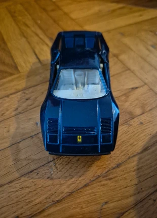 Maisto Ferrari shell, merk: Shell, staat: Heel goed, maat: 3 jaar / 98 cm, € 5,00, € 5,95 inclusief Kopersbescherming