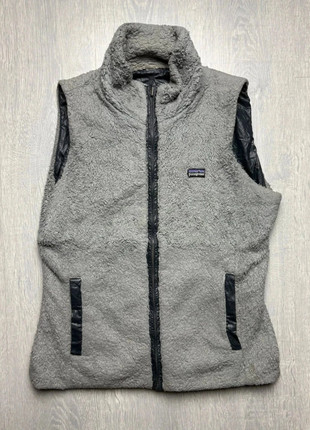 Veste polaires sans manches réversible Patagonia / Gris, Noir / S Hommes, marke: Patagonia, zustand: Sehr gut, größe: S / 36 / 8, 35,00 €, 37,45 € beinhaltet Vinted-Käuferschutz Pro