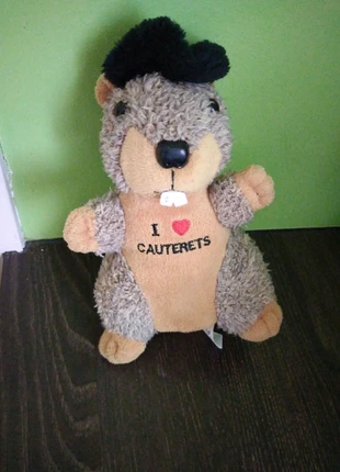 Peluche marmotte, merk: Peluche, staat: Nieuw zonder prijskaartje, maat: 18-24 maanden / 86 cm, € 1,00, € 1,75 inclusief Kopersbescherming