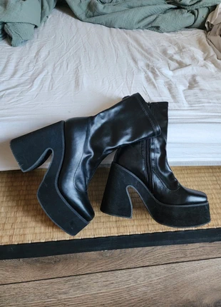 Bratz boot, marca: Nasty Gal, estado: Bom, tamanho: 37, €60.00, €63.70 inclui Proteção do Comprador