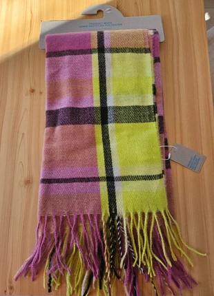 Sciarpa nuova colorata, marca: Primark, estado: Nuevo con etiquetas, 3,00 €, 3,85 € Protección al comprador incluida
