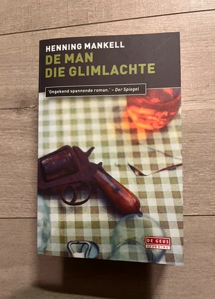 De man die glimlachte Henning Mankell, staat: Heel goed, € 3,50, € 4,38 inclusief Kopersbescherming Pro