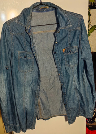 Chemise effet jean, marke: Lolly Couture, zustand: Sehr gut, größe: S, 12,00 €, 13,30 € inklusive Vinted-Käuferschutz