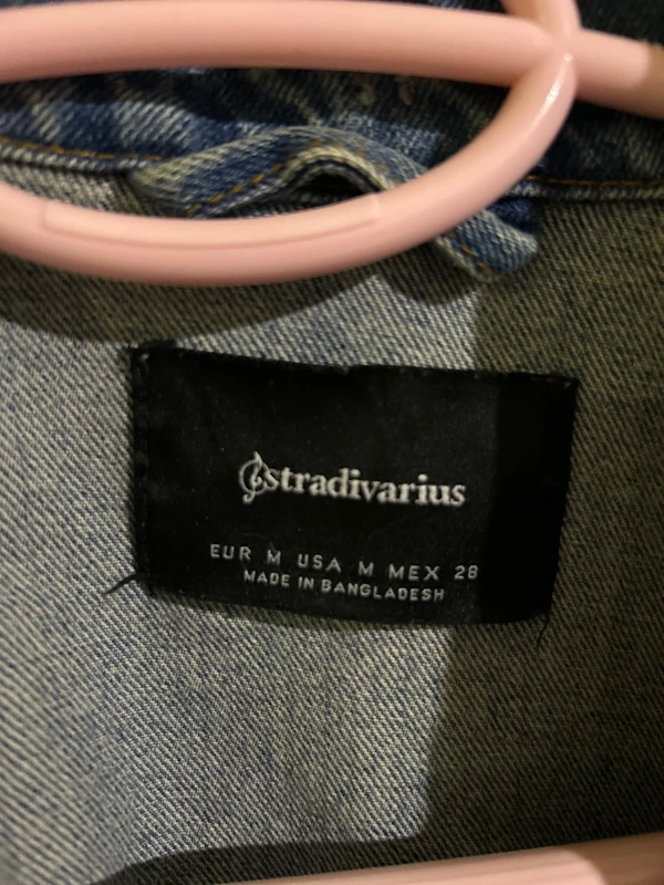 Veste en jeans stradivarius - photo numéro 2