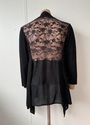 Leuke hes met kant, brand: geen idee, condition: Very good, size: XL / 42 / 14, €5.00, €5.95 includes Buyer Protection