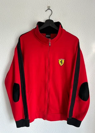 Veste Ferrari vintage 2002 – Taille M, le style F1 avec du vécu, marca: FILA, estado: Bueno, tamaño: M, 29,99 €, 32,19 € Protección al comprador incluida