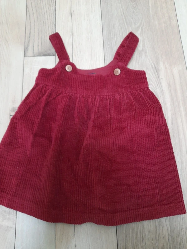 Robe en velours rouge 18 mois - photo numéro 5