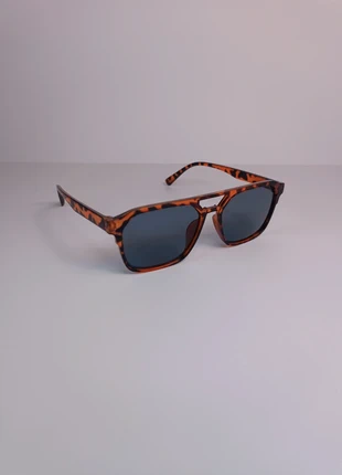 Lunettes de soleil vintage rétro y2k léopard homme et femme, marke: Vintage Dressing, zustand: Neu, 12,00 €, 13,30 € inklusive Vinted-Käuferschutz