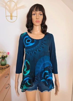 Haut desigual asymétrique manches 3/4, marca: Desigual, estado: Muy bueno, tamaño: L / 40 / 12, 6,00 €, 7,00 € Protección al comprador incluida