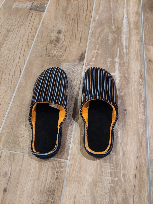 Chaussons isotoner 42 - photo numéro 3