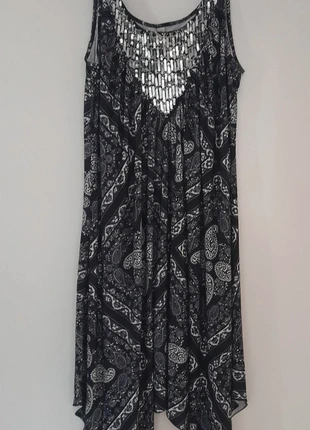 Zomerjurkje met pailletten, merk: bpc bonprix collection, staat: Heel goed, maat: XXL / 44 / 16, € 4,50, € 5,43 inclusief Kopersbescherming