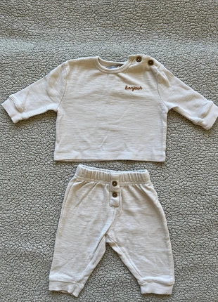 Ensemble gaufré, marke: Bout'chou, zustand: Sehr gut, größe: 3-6 Monate / 62, 8,00 €, 9,10 € inklusive Vinted-Käuferschutz