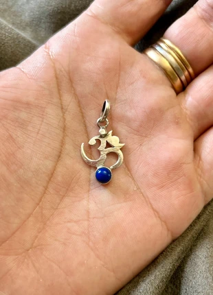 Pendentif OM en argent massif et lapis-lazuli, marque: Argent, état: Très bon état, 23,95 €, 25,85 € Protection acheteurs (Pro) incluse