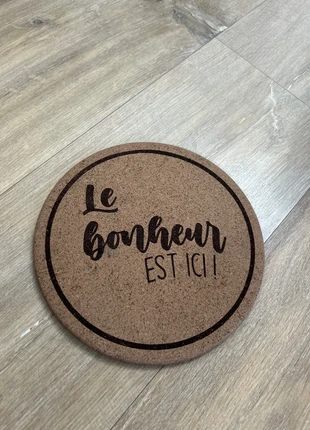 Dessous de plat liège, marca: Fait Main, estado: Novo com etiquetas, €3.00, €3.85 inclui Proteção do Comprador