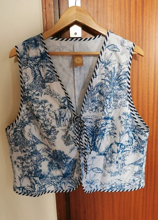 Vends gilet bleu et blanc, marca: Inconnu, estado: Novo com etiquetas, tamanho: L / 40 / 12, €29.00, €31.15 inclui Proteção do Comprador